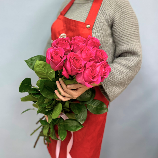 9 малиновых роз 60 см с лентой (э)