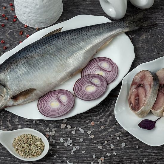 Сельдь атлантическая слабосолёная, неразделанная (крупная)