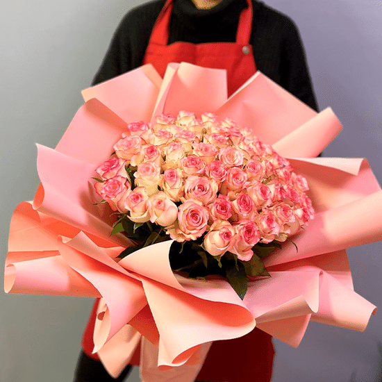 51 бело-розовая роза 40 см с оформл.(р) (Гомель)