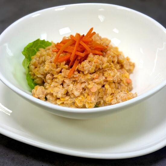 Гарнир Чечевица с морковью и сметаной