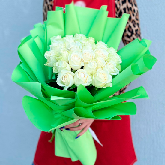 25 белых роз 50 см с оформл.(з) (Гомель)