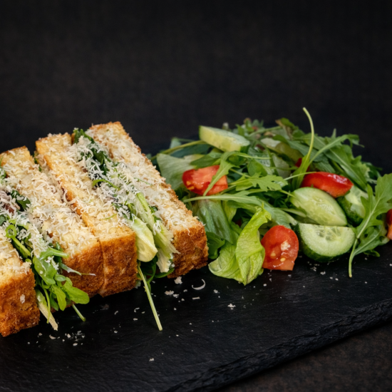 Сэндвич "Песто-грин" + Овощной салат