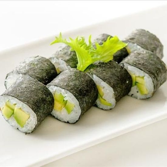 Ролл с авокадо