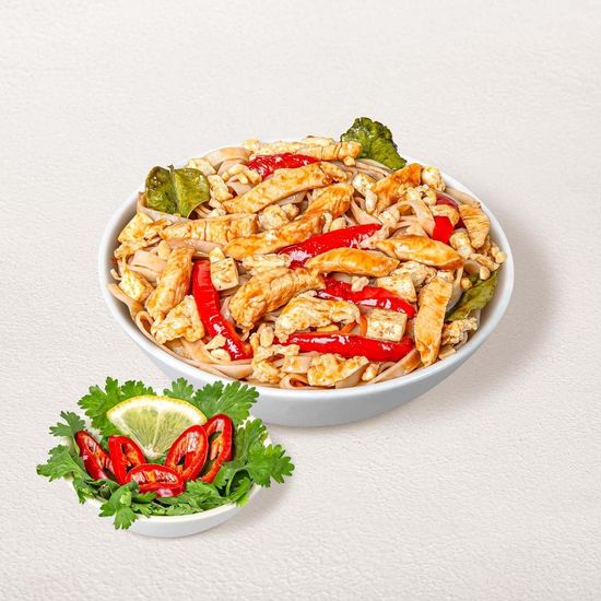 Пад Тай с цыпленком Wok
