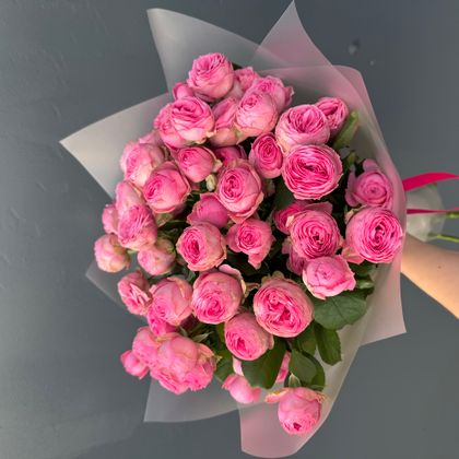 Кустовая пионовидная роза Giselle премиум 60см