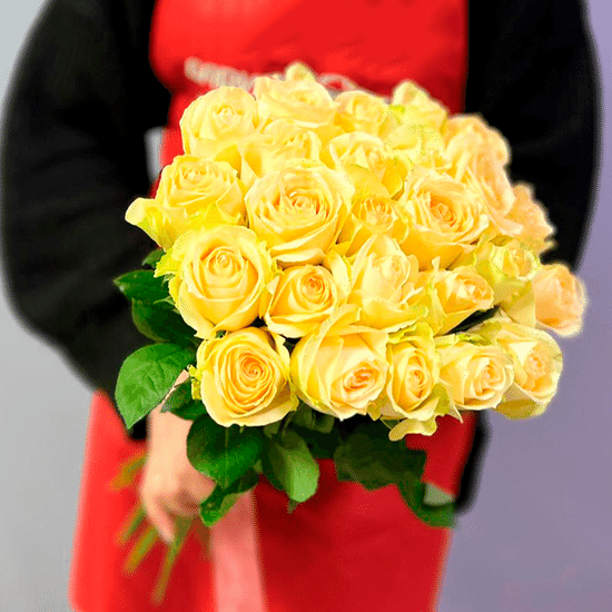 25 роз (Аваланш Пич 40 см) в пачке