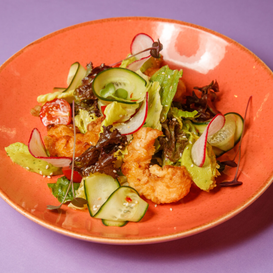 Салат с креветкой Панко