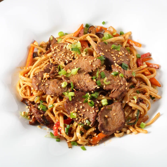 Говядина в пряном соусе с лапшой Удон ДОСТАВКА