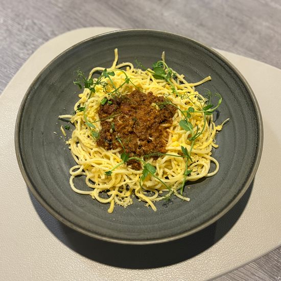 Спагетти кон карне