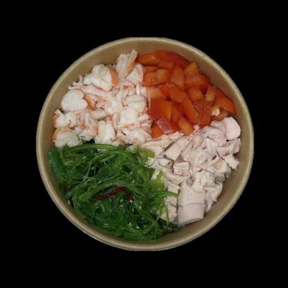 Поке с креветкой и курицей