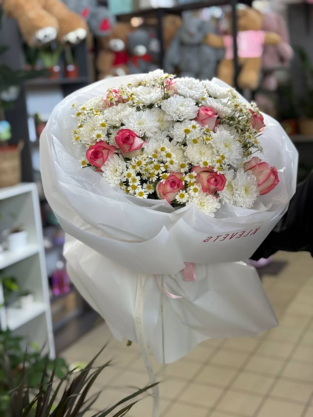 Хризантема с розой