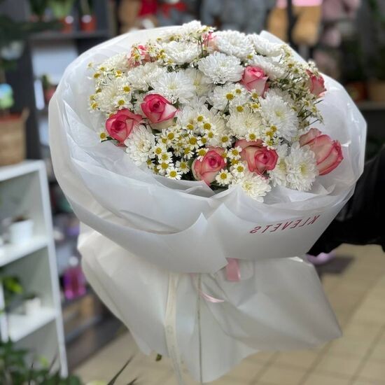 Хризантема с розой