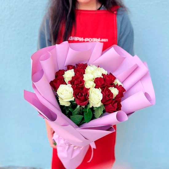 25 кр/бел роз 50 см с оформл.(ф) (Гомель)