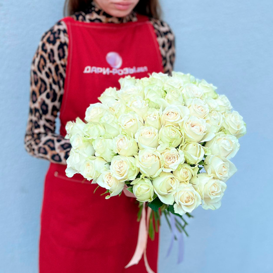 51 роза (Аваланш 60 см) с лентой