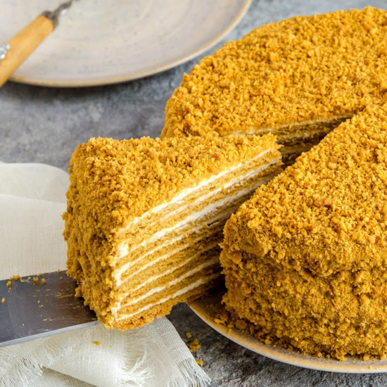 Торт «Медовик»