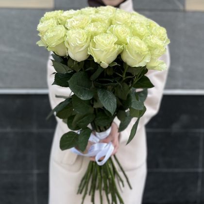 Роза белая пышная 60 см