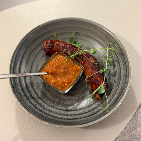 Колбаска гриль с аджикой