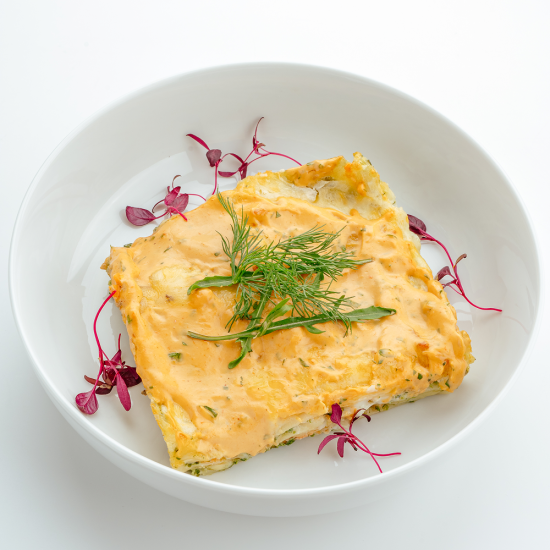 Лазанья с красной рыбой и шпинатом