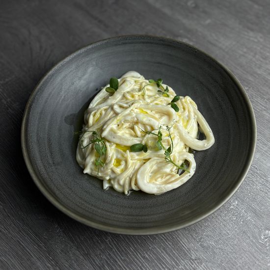 Спагетти с кальмаром