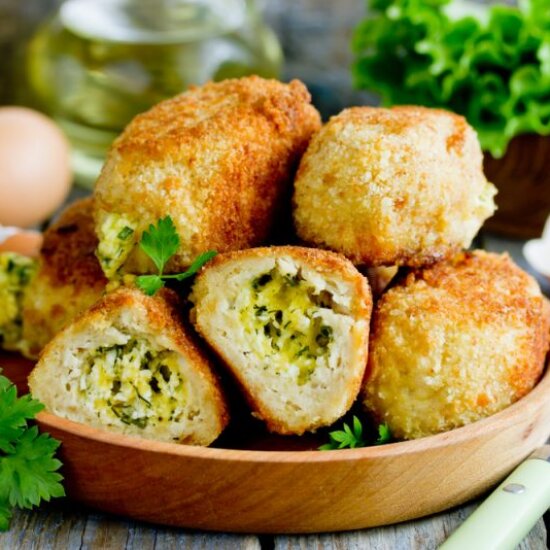 Куриные зразы с сыром и зеленью