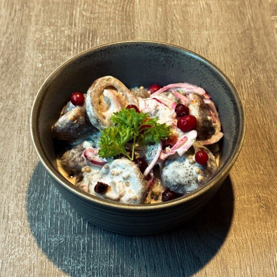 Грузди в сметане