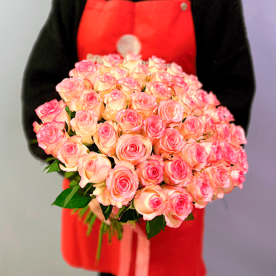 51 Джумилия роза 60 см с лентой