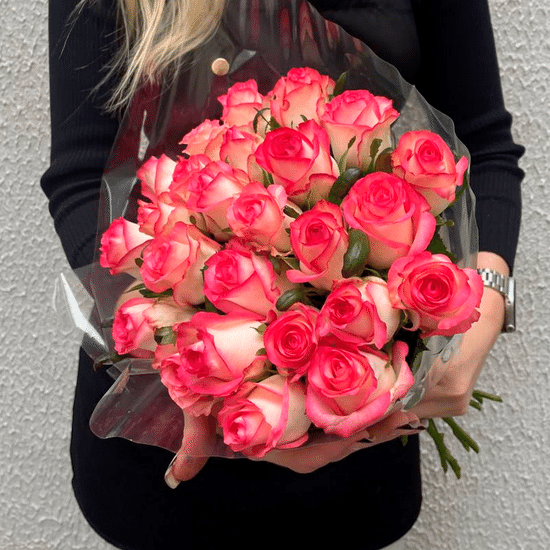 25 роз (бело-розовые 40 см) в пачке