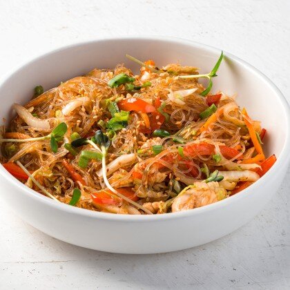 Фунчоза с курицей и овощами