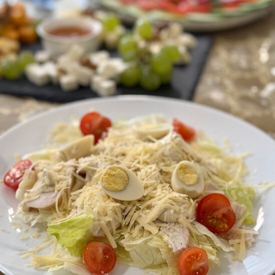 Цезарь с курицей