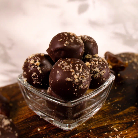 Конфета с финиками