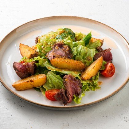 Салат с ростбифом