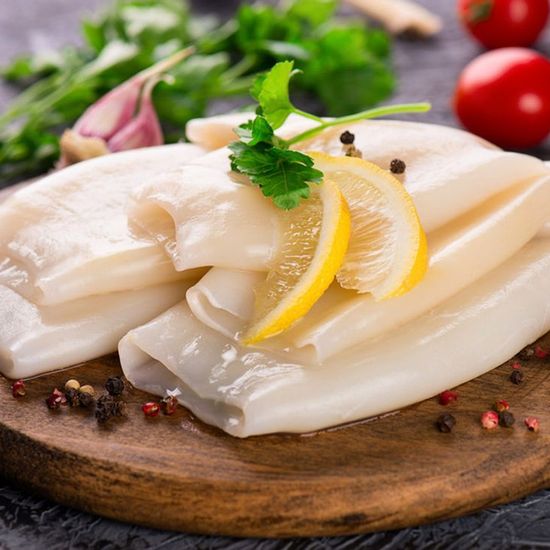 Кальмар командорский тушка очищенная