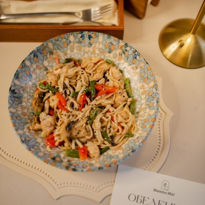 Удон с цыпленком и овощами