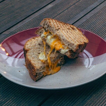 Тосты 4 сыра