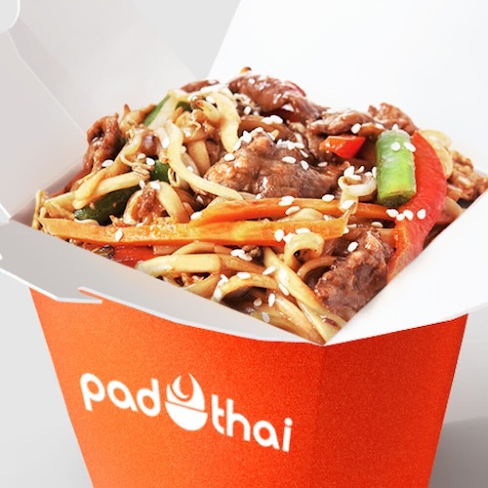 Утка с шиитаке в перечном соусе с яичной лапшой