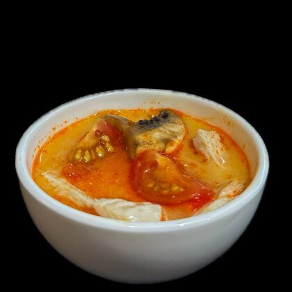 Суп Том ям с цыплёнком