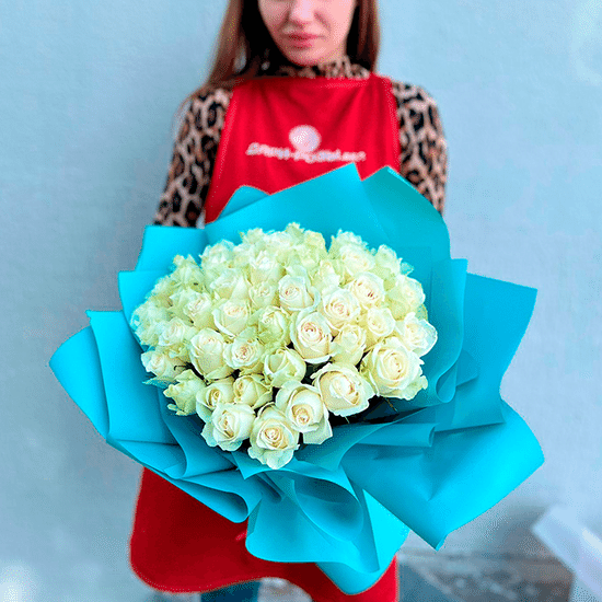 51 белая роза 50 см с оформл.(г) (Гомель)