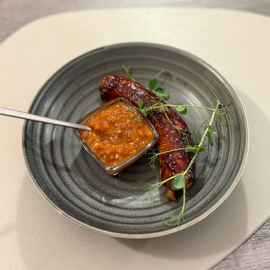 Колбаска гриль с аджикой