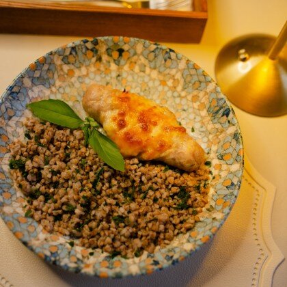 Домашние колбаски фаршированные сыром с гречкой