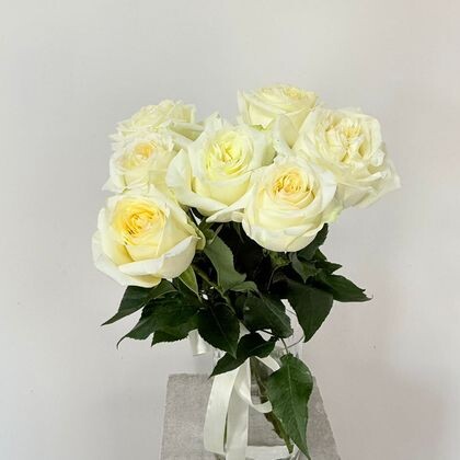 7 роз Candlelight