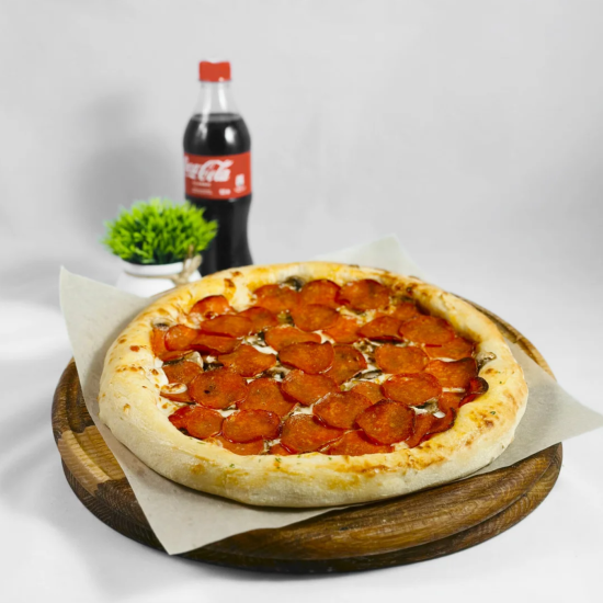 Пицца «Пепперони с грибами»