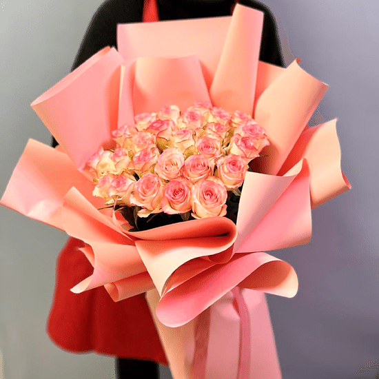 25 бело-розовых роз 40 см с оформл.(р) (Гомель)