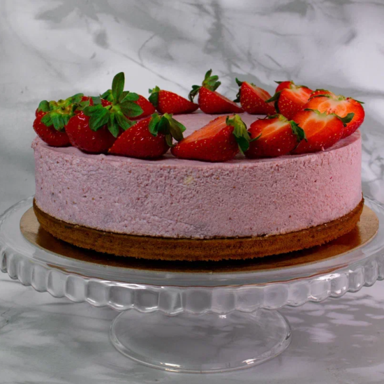 Торт "Манго-клубника"