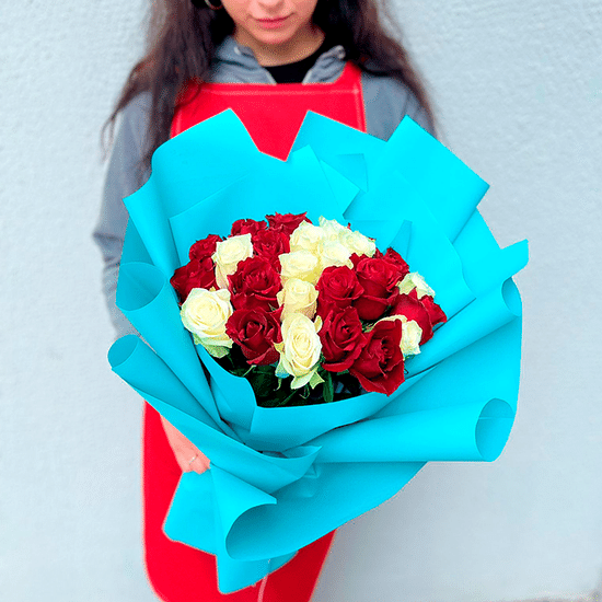 25 кр/бел роз 50 см с оформл.(г) (Гомель)