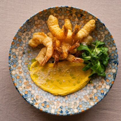 Креветка Темпура с сырно-чесночным соусом